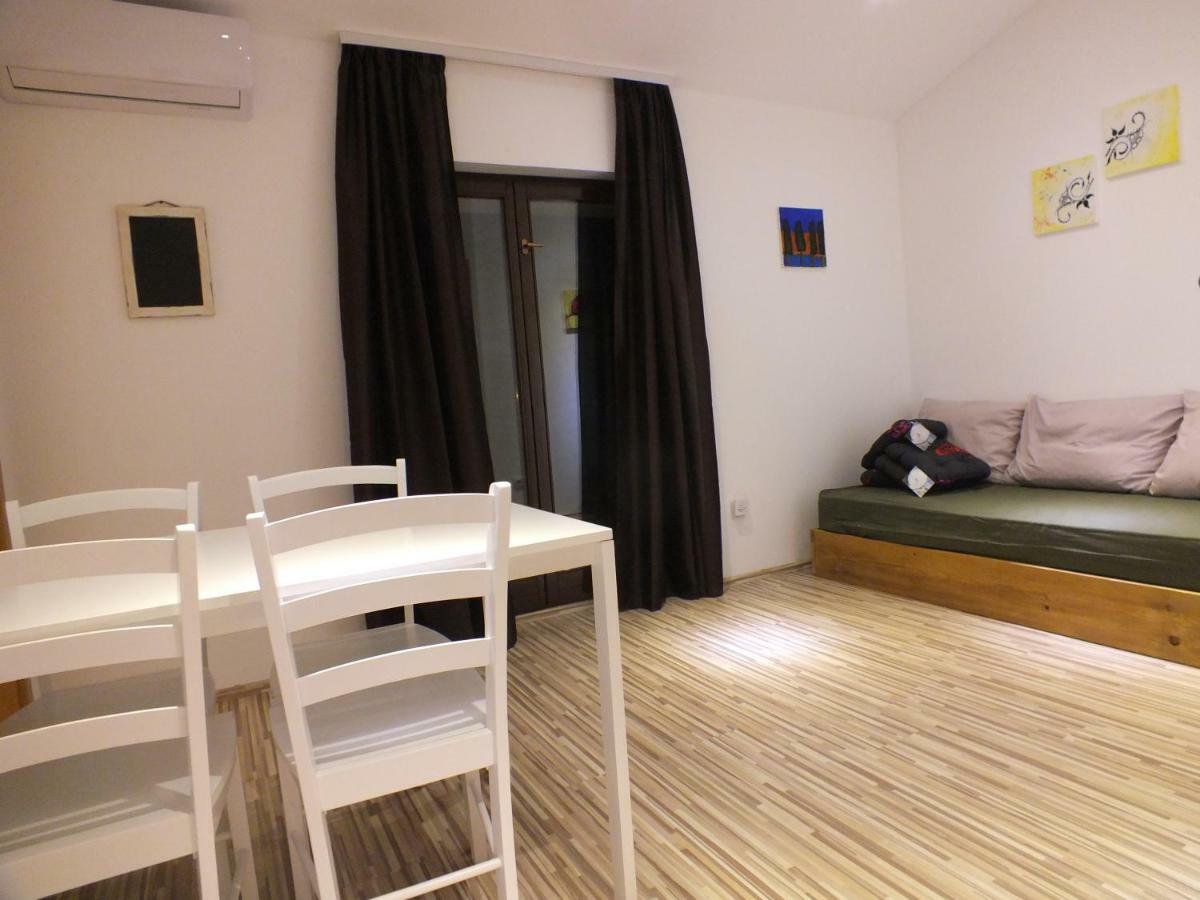 Apartmani Barisic Brodarica  Bagian luar foto